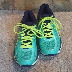 ASICS gel-cumulus 17 shoes